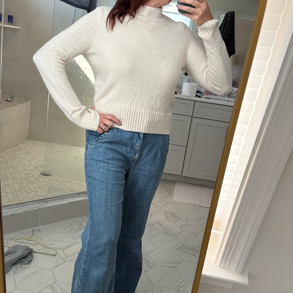 American Eagle Cream Mock Neck Sweater M